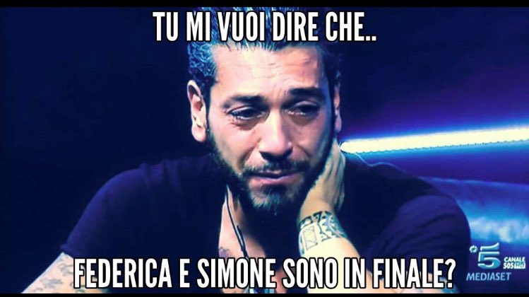 61_miticaemma's tweet photo. Chi ha fatto ciò è un MITO 😂😂😂😂😂😂😂😂😂 #gf14 https://t.co/iF0SJH5pjv