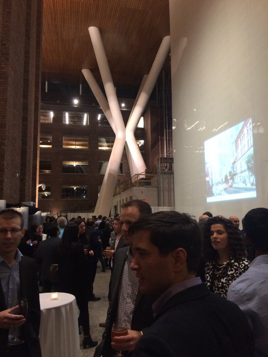 CollectiveBrew's tweet photo. #TSABash15 gets underway at #QRCWest! With our beers! 🍺🍺 @ToSoArch https://t.co/iaHz7vI1Jc