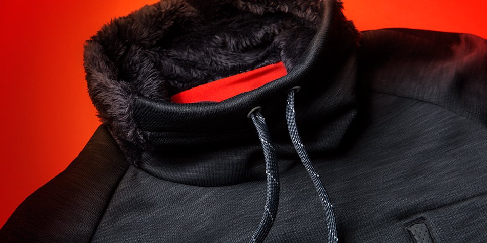adidas_ES's tweet photo. Protección imbatible frente a los elementos. Desafía al invierno. #forgetcold #climaheat https://t.co/zvoRbL1NSV https://t.co/Tg0t4ZAQwf