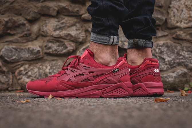 asics gel kayano burgundy