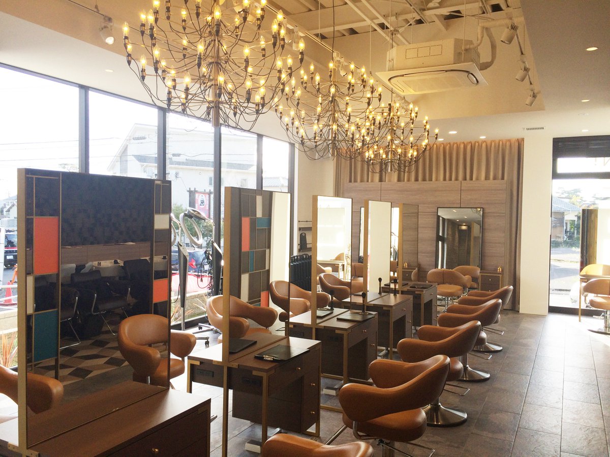 Hairmake Earth 本日 トータルビューティサロン Earth Coiffure Beaute 藤枝店 静岡県 Grand Open スタッフ一同お待ちしています T Co Jajepsnmhf Tel 054 644 3339 T Co Oweiluotdu