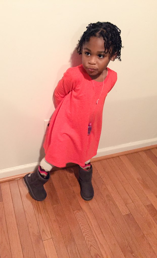 _nx2__'s tweet photo. Nahla 💛 #myreasoning https://t.co/8jrlFOmp2G
