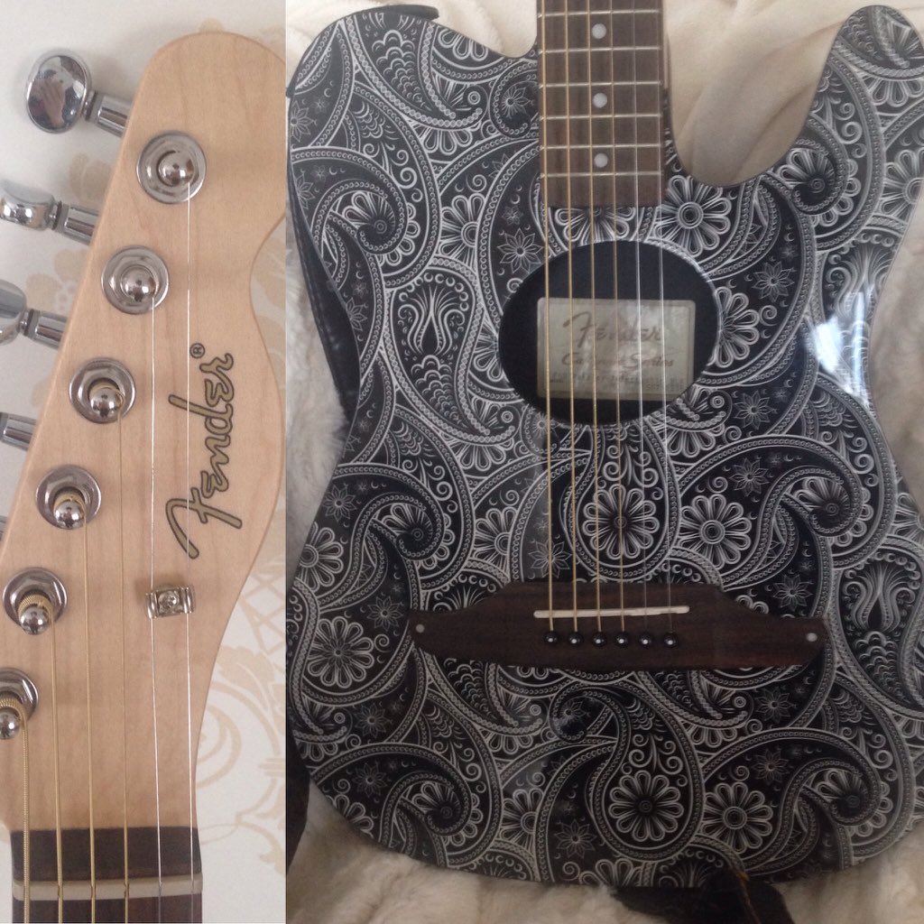 Nassim51M's tweet photo. What a wonderfull guita' ! #Guitar #fender #ernieballstring https://t.co/fFBg6zaGl4