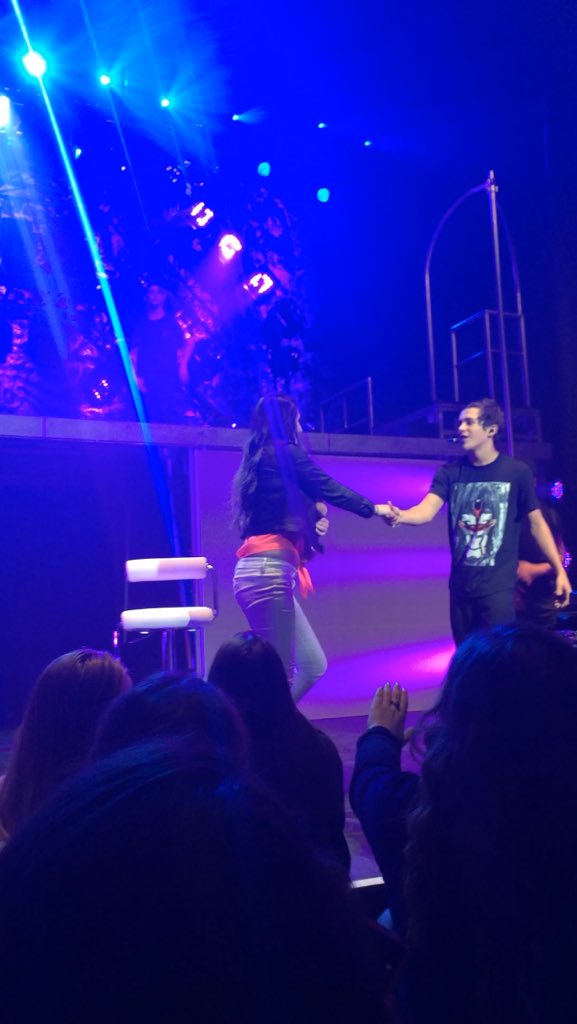 BostonUGirl's tweet image. rt if you think I should be Boston's next U Girl #OliviaForBostonUGirl ❤ tl.gd/n_1snugjn