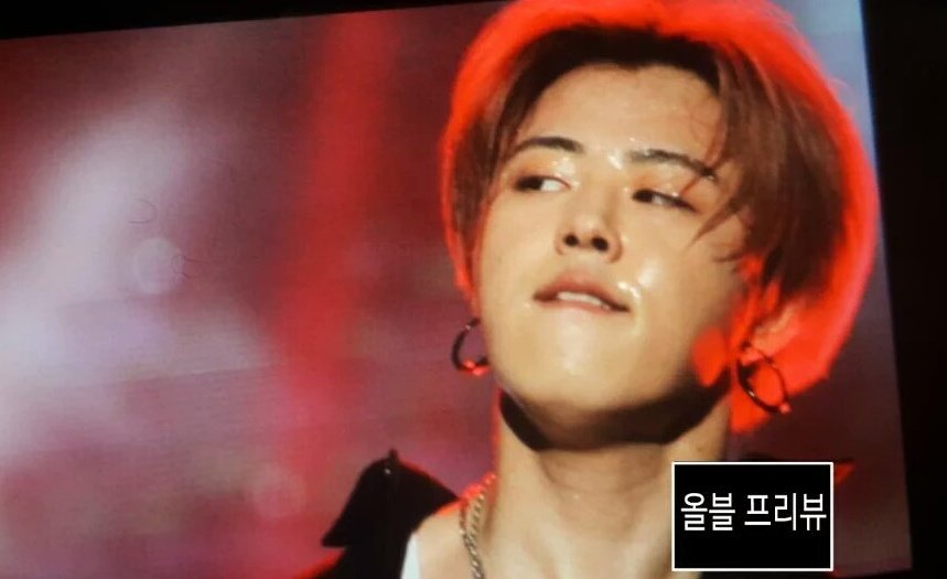 sweatingkidols's tweet photo. Ukwon // Block B https://t.co/OYT0Od4ItR