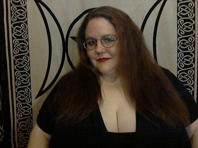 Heading back on cam :) I know I've been missed LOL https://t.co/cp4opJkpFH #BBW #BigBoobs #streamate<a href="/tag/bbw"class="tags"><span>#bbw</span></a><a href="/tag/bigboobs"class="tags"><span>#bigboobs</span></a><a href="/tag/streamate"class="tags"><span>#streamate</span></a><a href="/tag/cammodels"class="tags"><span>#cammodels</span></a>