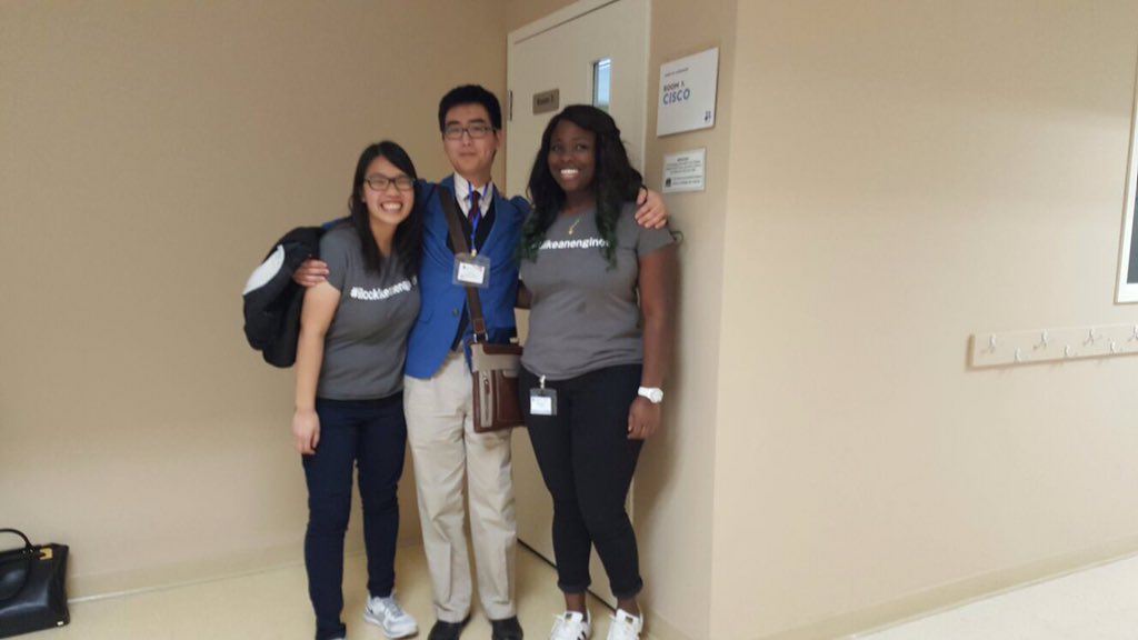 #StemItUp <a href="/sammuyiu/">Samantha Yiu</a> and i with the most amazing assistant @RobertJGuo at the Xperience Stem 2015 Conference
