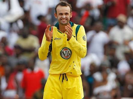 Happy birthday Nathan Lyon &Gud luck  for 1st day night test match Australia vs New Zealand pink ball in Adelaid 
