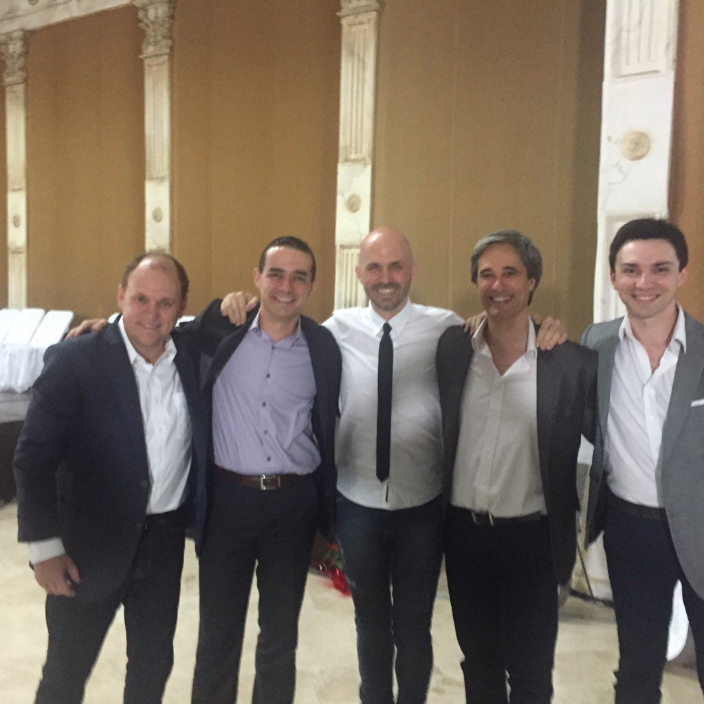 jesuscochegrus's tweet photo. #Tip2015 no sólo nos dejo mucho aprendizaje, sino buenos amigos.
Gracias @Liboponce por inspirarnos! https://t.co/W3s7cmEKHZ