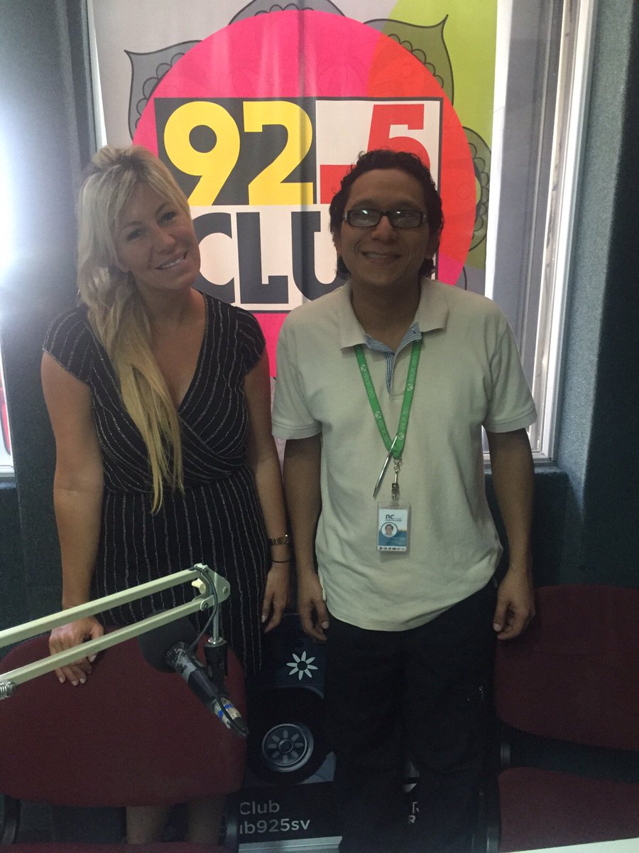 MariaGrebol's tweet photo. Nota para la Radio #92.5RadioClub! de El Salvador.
Muchas gracias por invitarme!!
#Felíz #ElixirColl #MaxFactorLA https://t.co/VruSvWD3xt