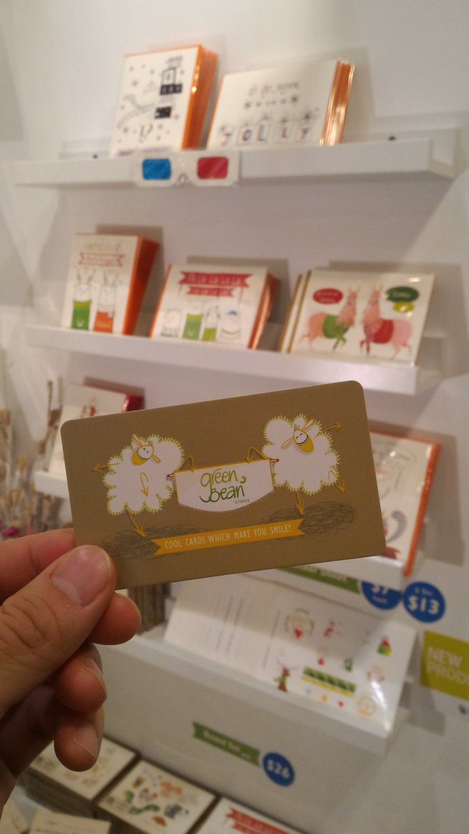 stardchiu's tweet photo. Some of my fav booths @ooak_toronto #OOAKX15 #checkout @getyourbo @greenbeanstudio @fragmentedframe #swellfellow https://t.co/jIMmcyVelY