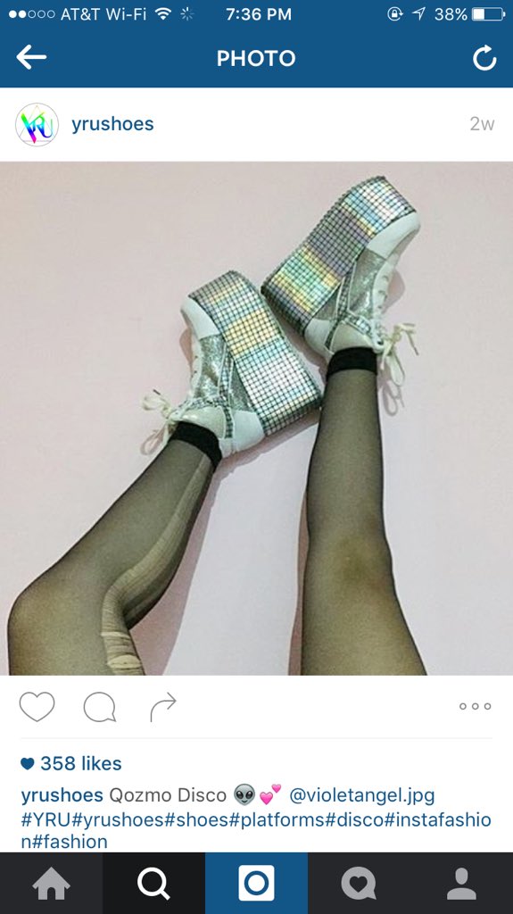 weirdwaifu's tweet photo. So fucking excited for these shoes 😍✨ Got them for half off 😏😏😏 #yrushoes #qozmo #platform #glitter #holographic https://t.co/OlsFw80TI1