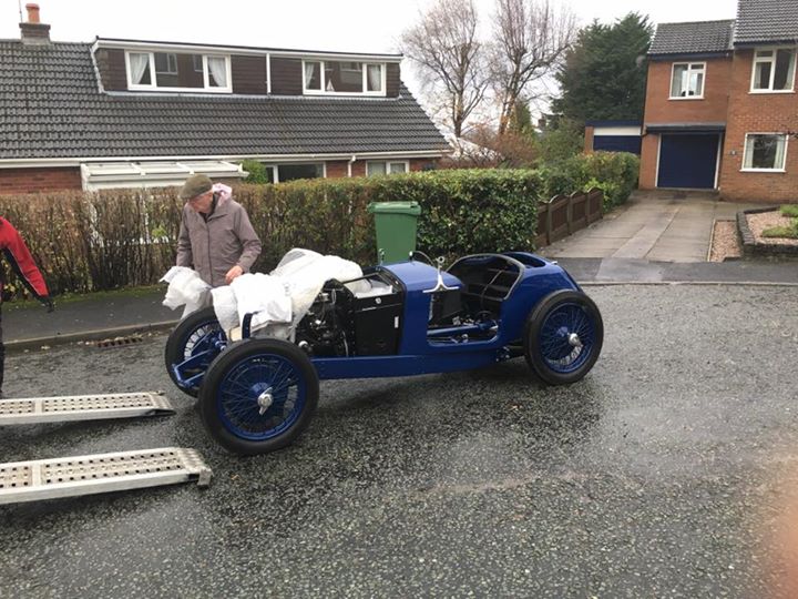 RussellsTranspo's tweet photo. #ClassicCarTransport #ClassicCars @BluediamondGB #Riley #RileyImp https://t.co/cnT0omm8Jo Blue Diamond Riley Service https://t.co/TG8ut5azaf