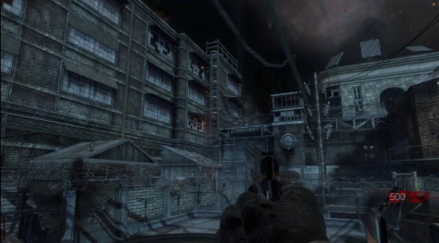 codintel8880's tweet photo. #CIQotD - In which title do you prefer the Fan-Favourite Call Of Duty Zombie Map - Der Riese? RT - #BO3 / Like - BO1 https://t.co/0Jcx7iiyuW