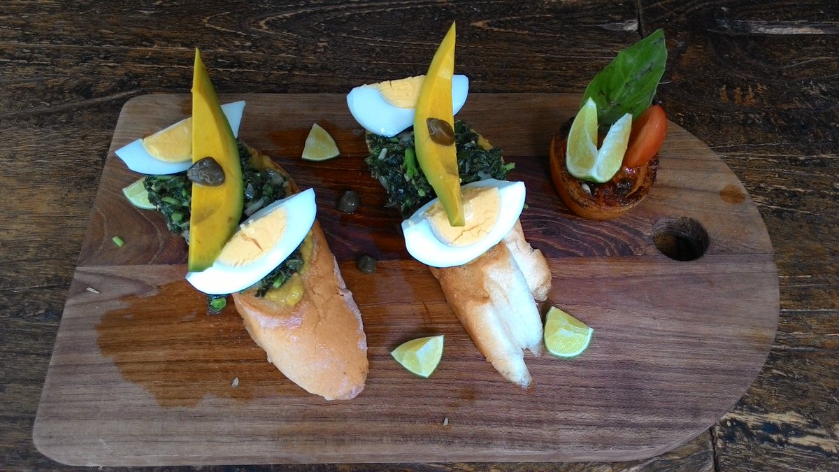 " Smashed Avocado Toast "