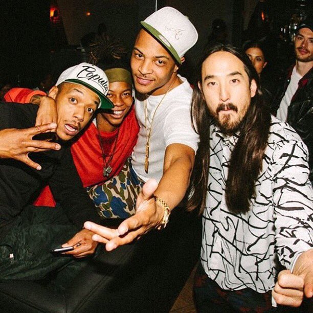 LA life w/ @troubleman31 at my old stomping grounds #dimmakstudios #watchtheduck https://t.co/o3PgVmZPVp