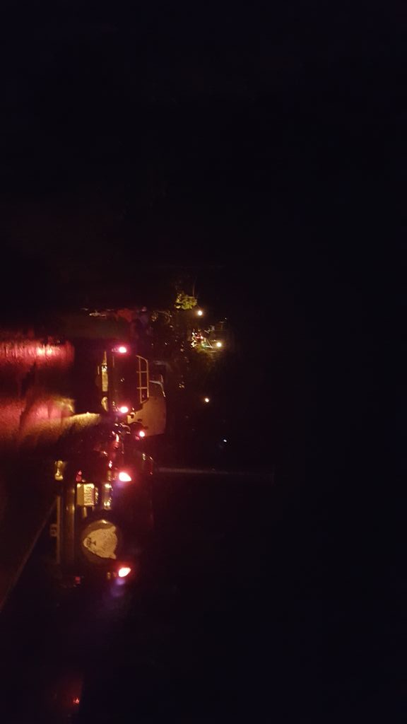 Cierre en carretera chiriqui grande _ almirante en el sector de pueblo nuevo y puente cusa