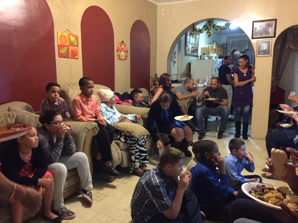 IamJashiel's tweet image. Happy Thanksgiving. #BigFamily #NotEvenHalf