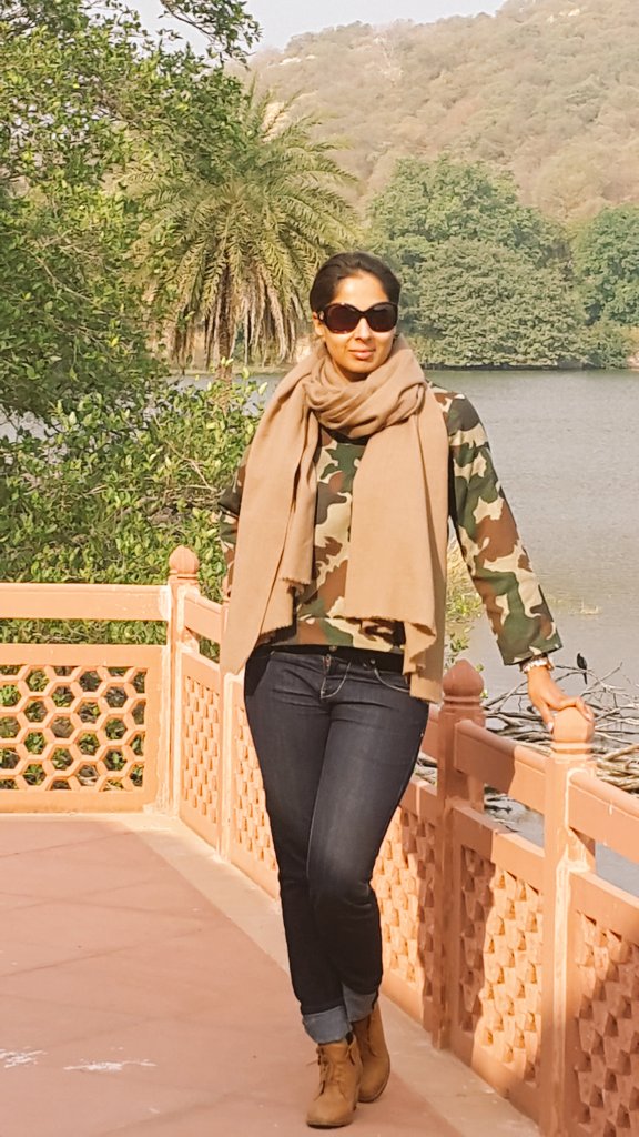 sangitara2341's tweet photo. At #jogimahal #ranthambore https://t.co/FIHWgT3Trb