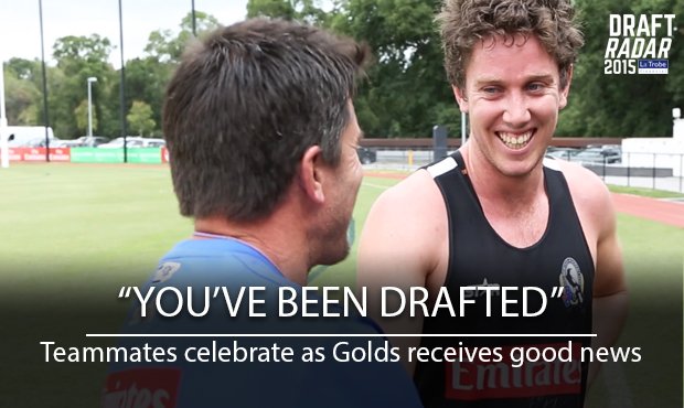 CollingwoodFC's tweet photo. VIDEO: Tfw when your teammates find out you’ve been drafted https://t.co/JvFlkOXAuX Congrats, @TimGolds #sidebside https://t.co/GGjFzEsH0u