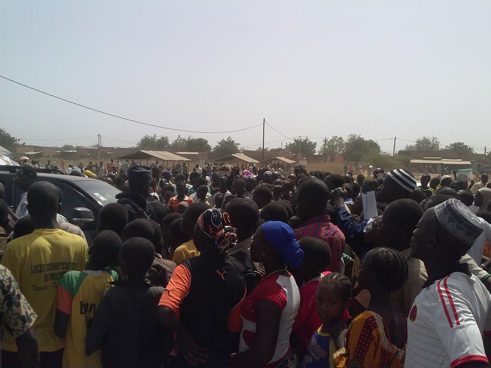 UPCVictoire's tweet photo. Flash Back : #MeetingUPC à Mogtédo #LwiliVote #BurkinaFaso #Zeph2015 https://t.co/4v5IHBguCE