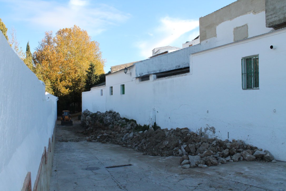 Iniciada la segunda fase de mejora de la Bajada al Caño de #CuevasdelBecerro