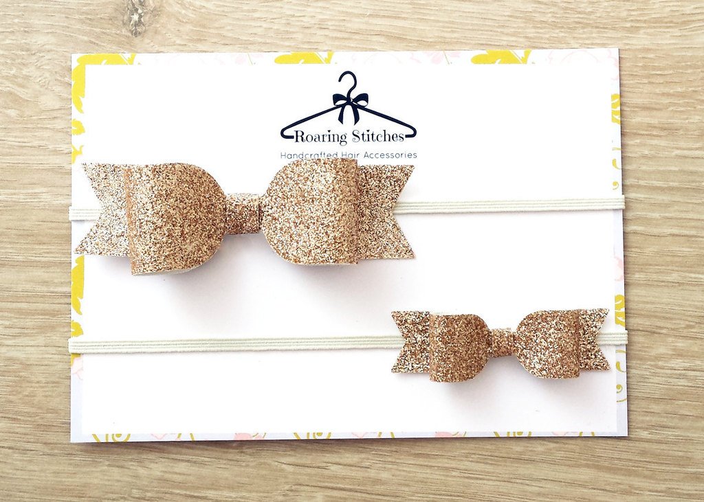 RoaringStitches's tweet photo. New item: Mummy and me set - gold glitter headband - baby headband - matching set - glitter hair band - toddler hai… https://t.co/nS6WExeJum