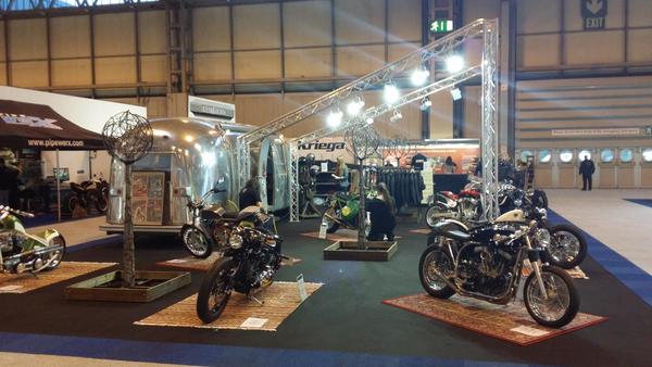 KrazyHorse5's tweet photo. Getting ready to roll with #Airstream provisions, clothing and bikes! @motorcyclelive #Oreas #JammyDodgers https://t.co/FGucp6UAqv