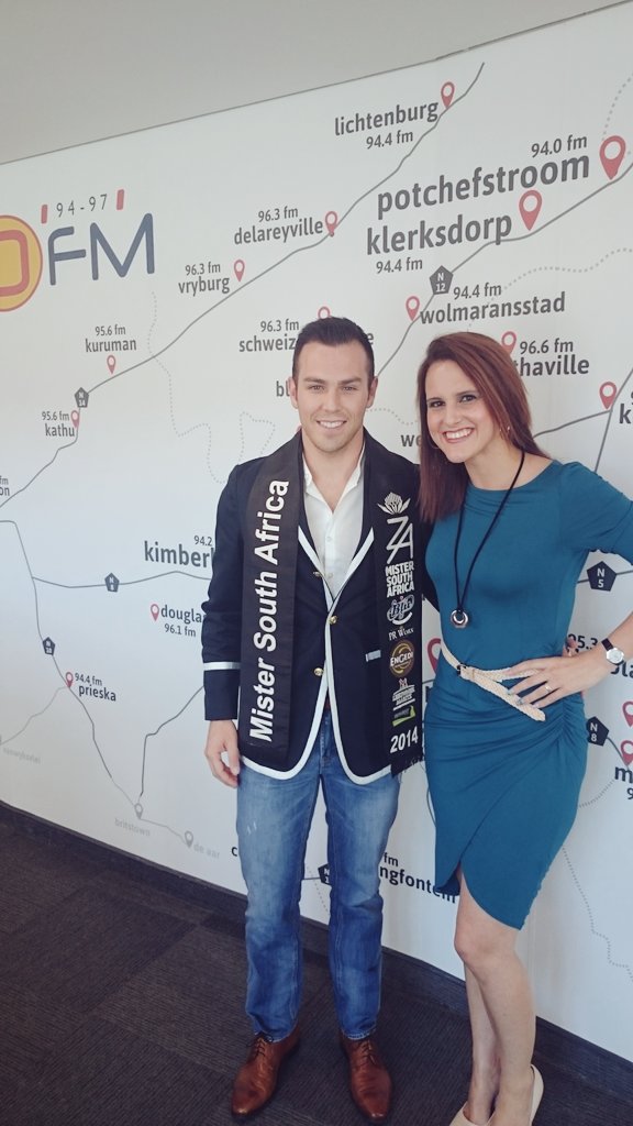 What a gentleman! Meeting <a href="/MrSAofficial/">Mr South Africa</a> <a href="/ArmandDuPMrSA/">Armand Du Plessis</a> thanks for your time 😊😊 @OFM9497 @OFMTBS
