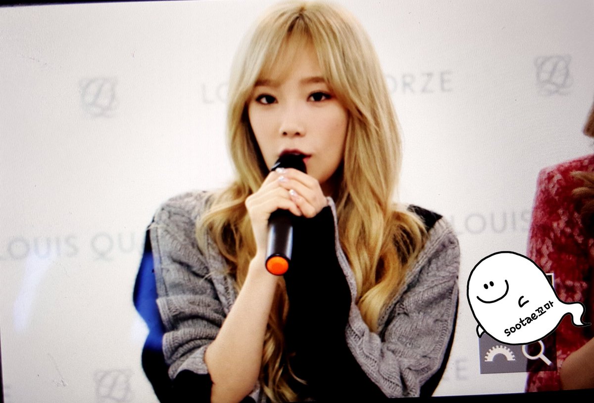 [PIC][27-11-2015]TaeTiSeo tham dự buổi Fansign cho thương hiệu "Louis Quartoze" tại Lotte Department Store Busan vào chiều nay CUzOGRxUkAEo4vc