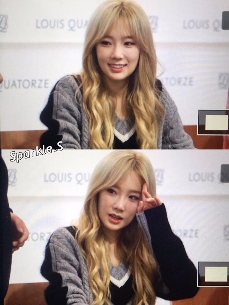 [PIC][27-11-2015]TaeTiSeo tham dự buổi Fansign cho thương hiệu "Louis Quartoze" tại Lotte Department Store Busan vào chiều nay CUzOxZdUsAEgO-o