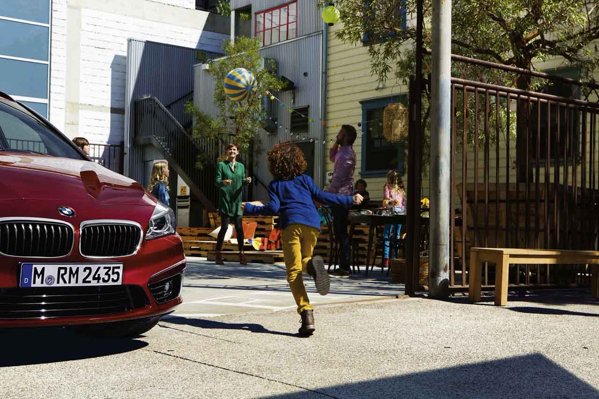 Miniapolis_Indo's tweet photo. Get a free ticket of Miniapolis Playground! Join the quiz, share and mention @BMW_Indonesia https://t.co/nOuVGzma5h https://t.co/sj9KjqKgSg
