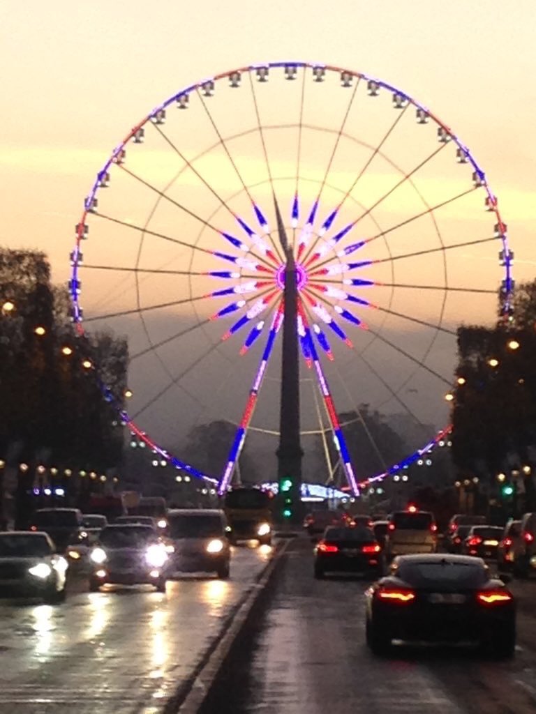 GossipRoomOff's tweet image. Nous ne les oublions pas. Pensée évidente aux familles et proches des victimes. 🙏🏼🇫🇷 #hommagenational #RIP