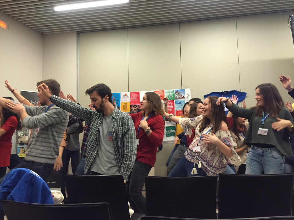 angel_fraga_v's tweet photo. Y asi nos preparamos para empezar el dia! #iLEADTheNOISE https://t.co/cNNWwRmR2h
