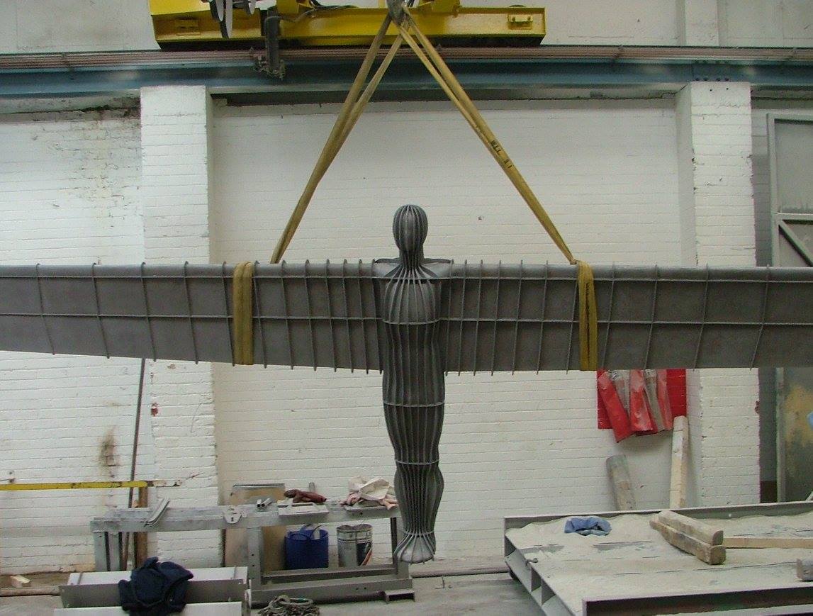 broadblast01's tweet photo. Mini angel of the north, blast cleaned using non metallic abrasive #broadblast01 https://t.co/lkuvbqsZXl