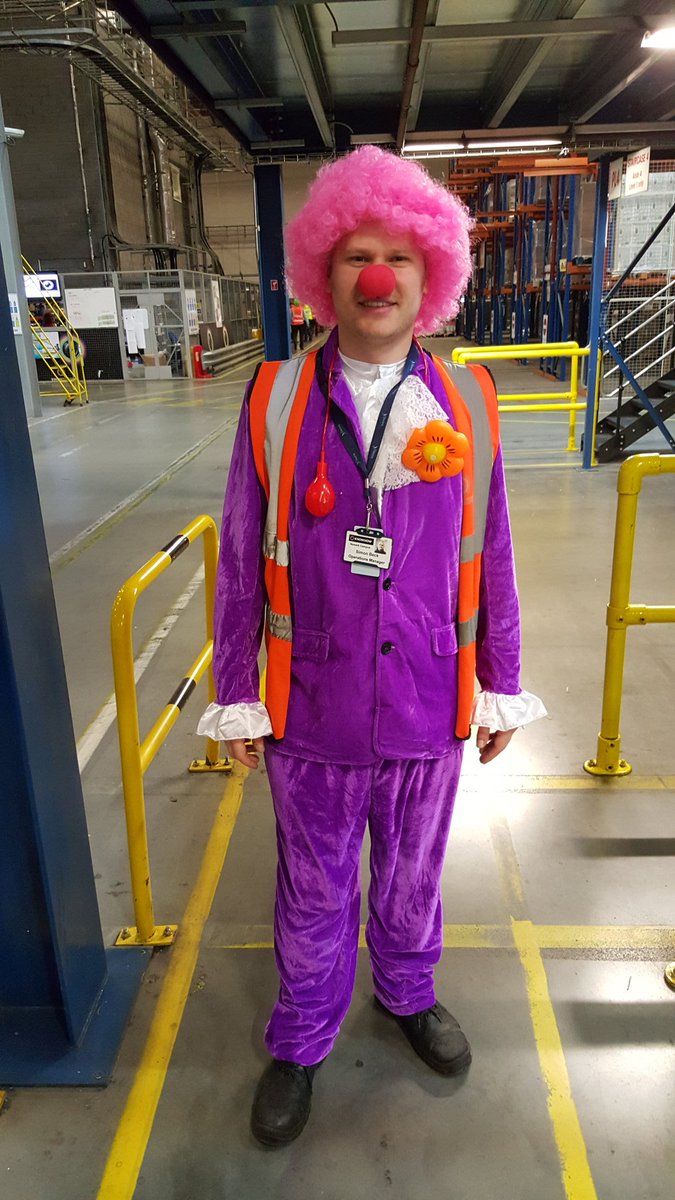 Black Friday Fun! #knowhow #newark #placetobe