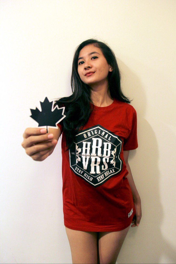 Stay High Stay Relax, cotton combed 30s plastisol 135.000,-