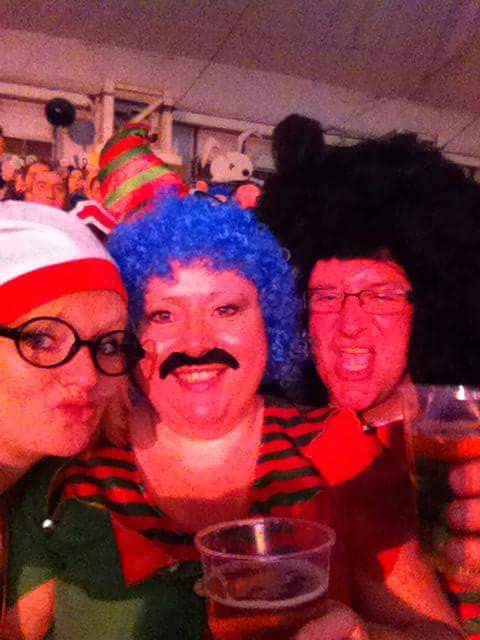 DeanneDavies2's tweet photo. Minehead last year -  watch out for us this year our costume are even better @cash_converters https://t.co/VlA0ImFjy9
