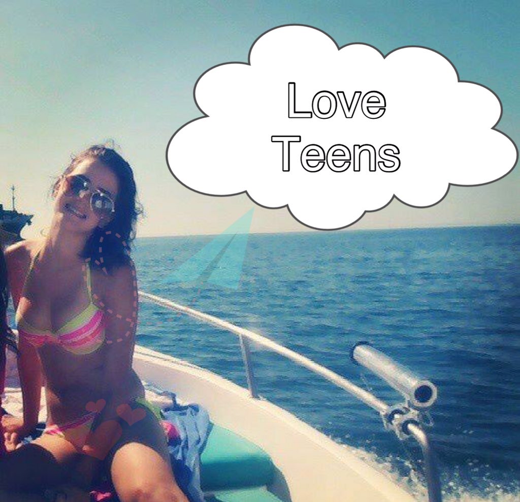 MartiniParis's tweet photo. 🎈 Retweet #Love Teens ❤️

#like #follow4follow #followme https://t.co/jGFXfnXY5f