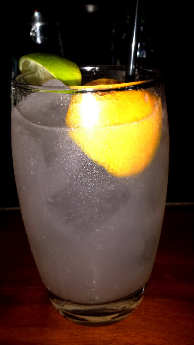 ArchibaldFood's tweet photo. @FAIRSpirits quinoa vodka in a grapefruit rickey @WestsideTavern1 @BayPacBeverage #sociallyresponsibledrinking https://t.co/1XADLx6bAI
