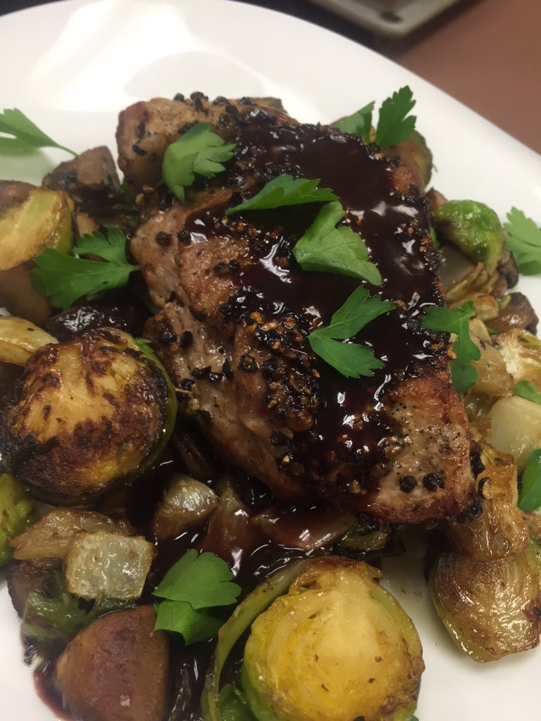 ChefPeteO's tweet photo. Veal strip steak crusted in peppercorn, red wine balsamic reduction, brussels, fennel, mushrooms @FoodiePatutie https://t.co/WOgjnm4xOz