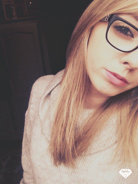 TioteLea's tweet photo. J'oublie pas le passer juste les mauvaise chose 🙈 https://t.co/0G8gefXCen