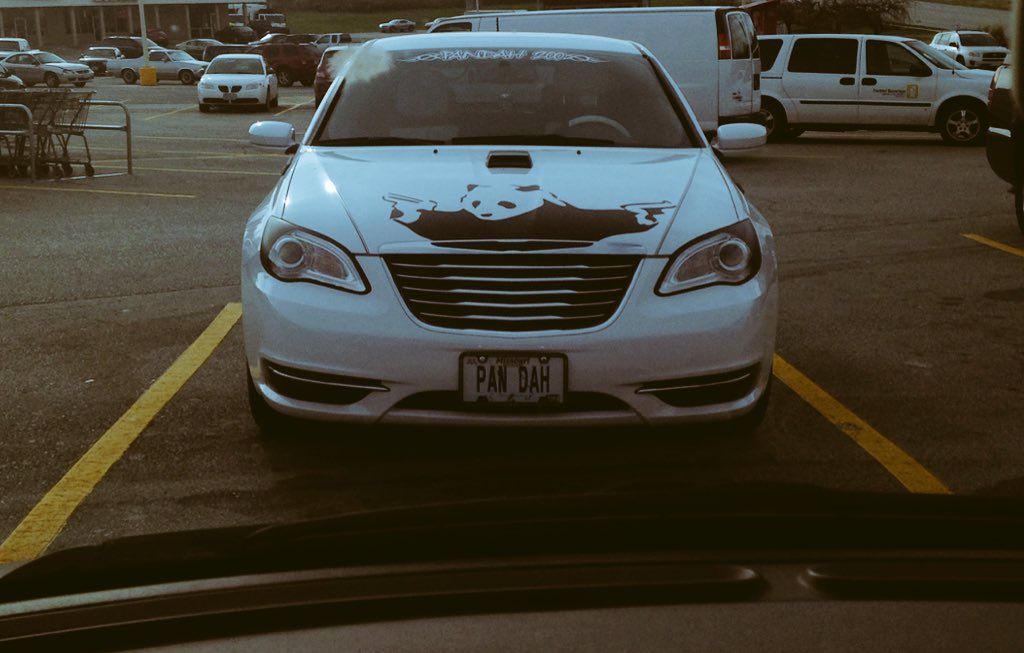 N1NJAStahr's tweet photo. Hands down best decal I've seen in awhile lol #creative #autodecal @iSolationLLC @eSportsCommand @AliGingee https://t.co/TQtyQFyHJx
