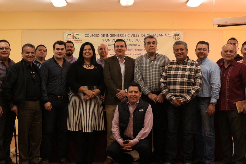 RosaElenaMillan's tweet photo. Excelente conferencia con @osdtagle @IngAaronFragozo @lizbetperez #IngenierosCiviles #Culiacan https://t.co/Ea2P8z5yvc