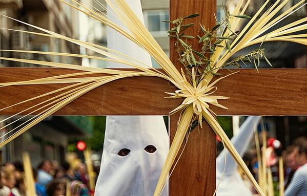100 días | Domingo de Ramos en Almería
<a href="/BorriquitaAlm/">Hermandad de la Borriquita</a> <a href="/Hdad_losangeles/">Hdad. Los Ángeles</a> <a href="/HdadstrellaAl/">Hdad Penas Estrella</a> <a href="/HdadCenaAlmeria/">Hermandad de la Santa Cena de Almería</a>