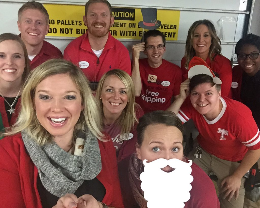 T69... My Ship From Store Heroes! #HolidayGameFaceOn #FillingTheFloor 💪🙌💪🙌 <a href="/MeganVandenbos/">Best Wallet Support Team</a> <a href="/DaveArendsTGT/">DaveArends</a>