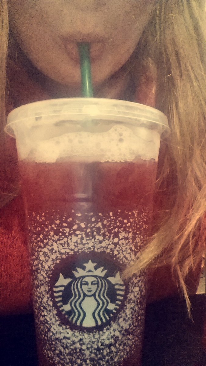 ElizabethRoseKo's tweet photo. #StarbucksEvenings https://t.co/RTpgL566OW