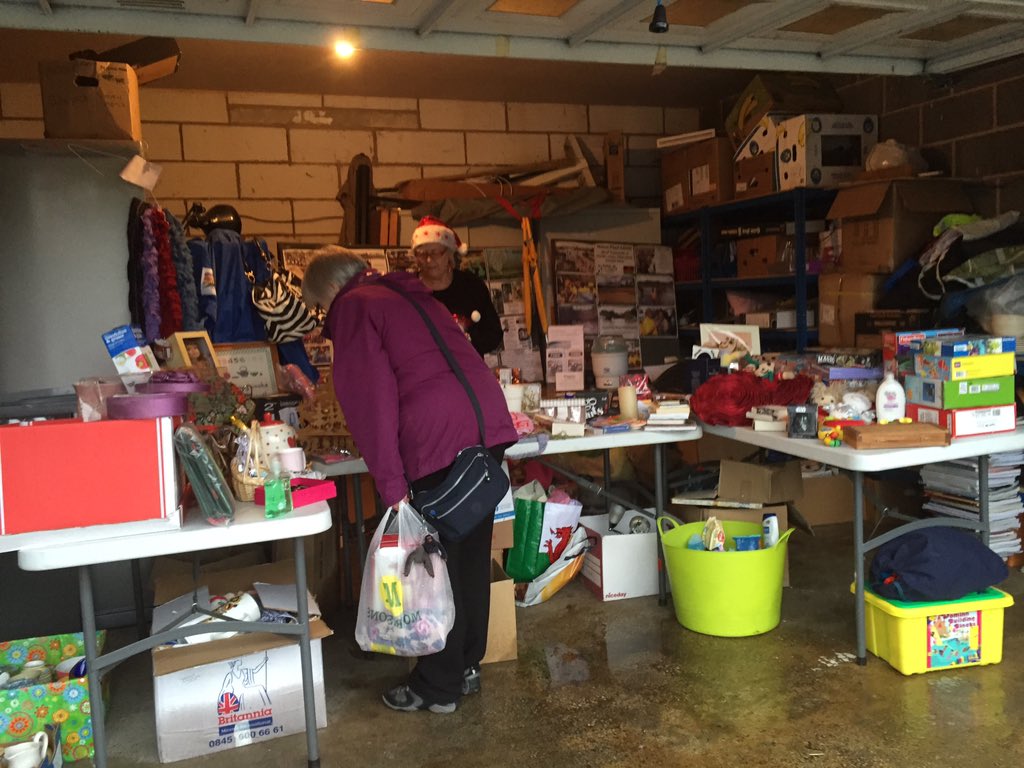 mary_woodworth's tweet photo. Fundraising for Christmas food for FOMO Orphans in Malawi. Visit https://t.co/7HLSdMxLKj #Hatepoverty #kindness x https://t.co/8Fwoajgh1h