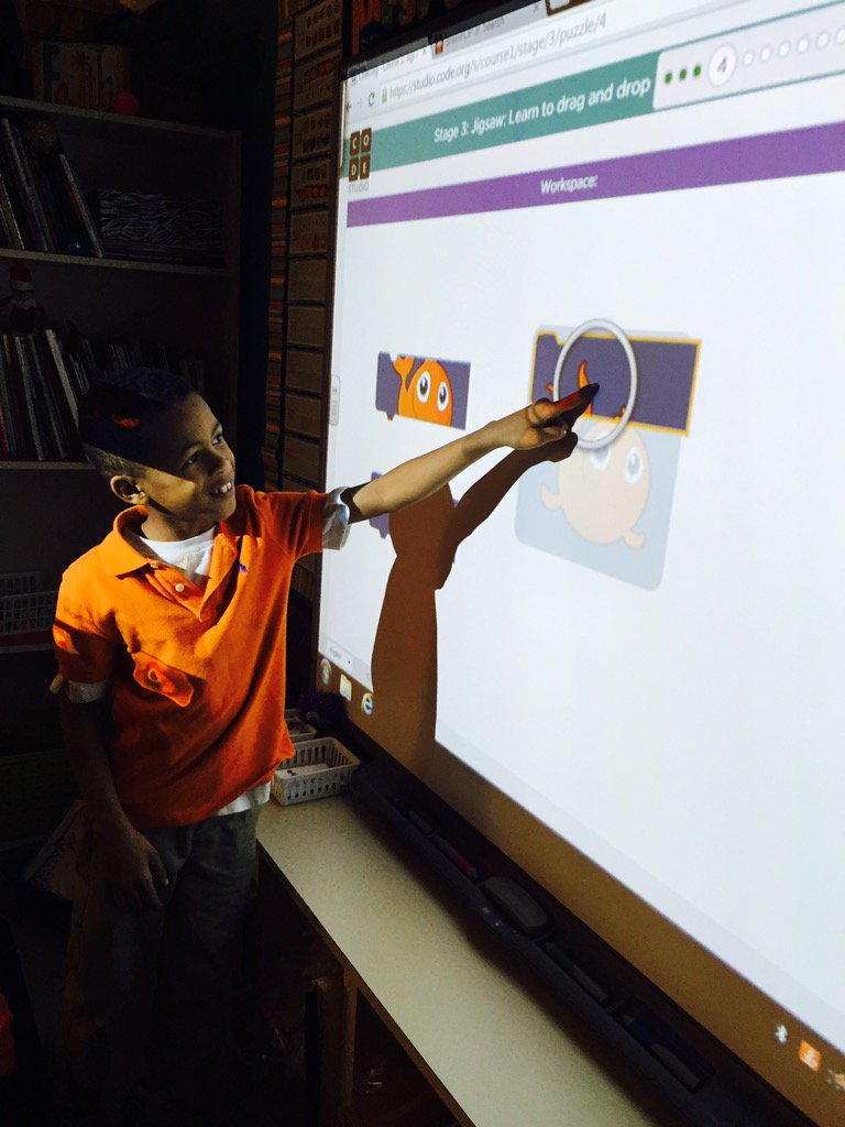 carlasmith817's tweet photo. Learning how to code in first grade.#HourOfCode  #LufkinCodes https://t.co/AhsXlBfdiL