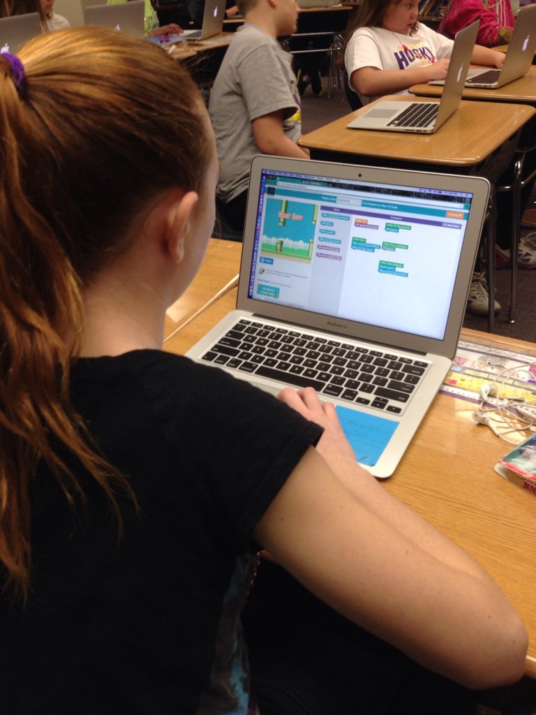 kdruvenga's tweet image. 5th graders hour of code:) @OelweinHuskies #CodeIowa #HourOfCode